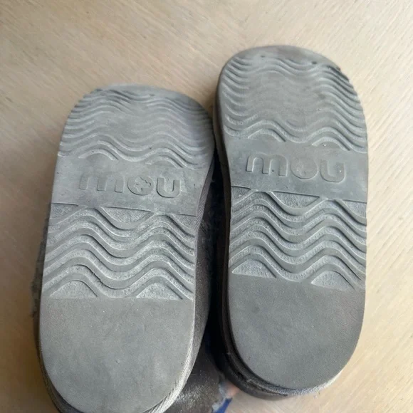 Mou Brown and Gray Moccasin Slippers - Picture 9 of 10